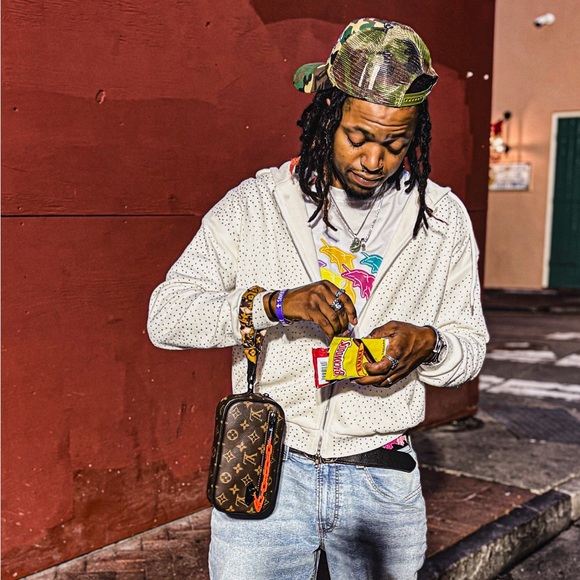 Meet your Posher, Jason - Picture 7 of 8